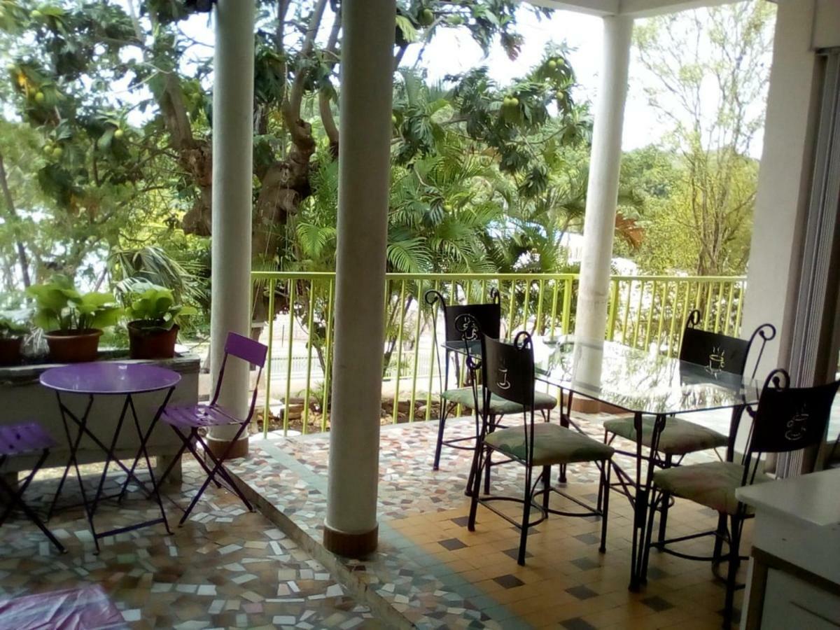 Maison d'hôtes Les Violettes *